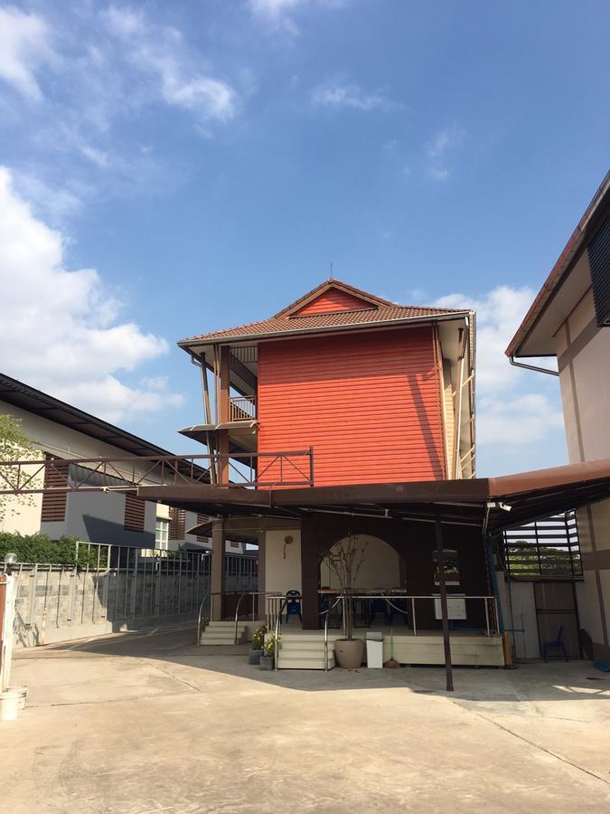 Metha Palace Sakon Nakhon Exterior foto
